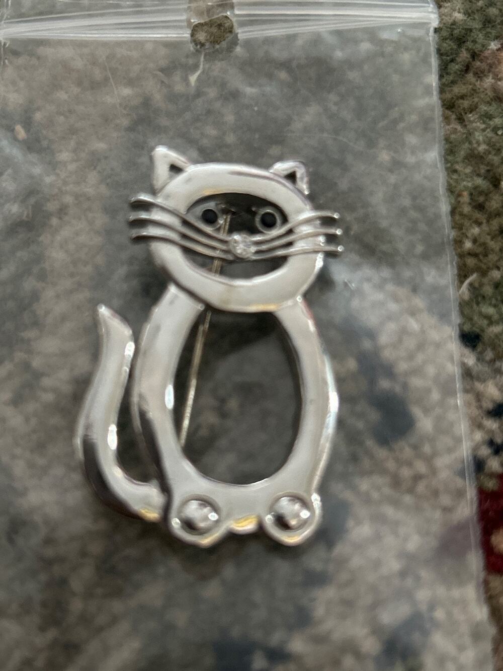 Silver Toned Cat Brooch